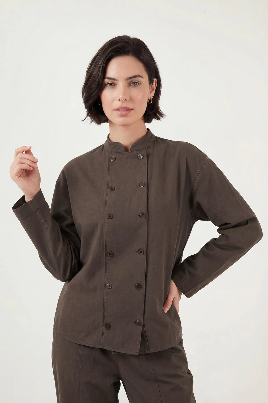 Hera Set lifestyle 218