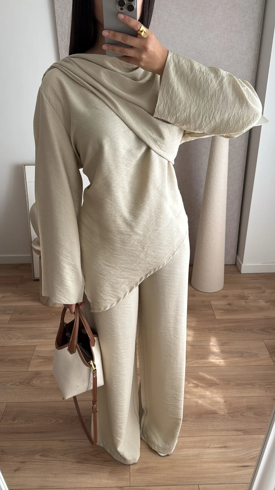 Elara Set in Cream