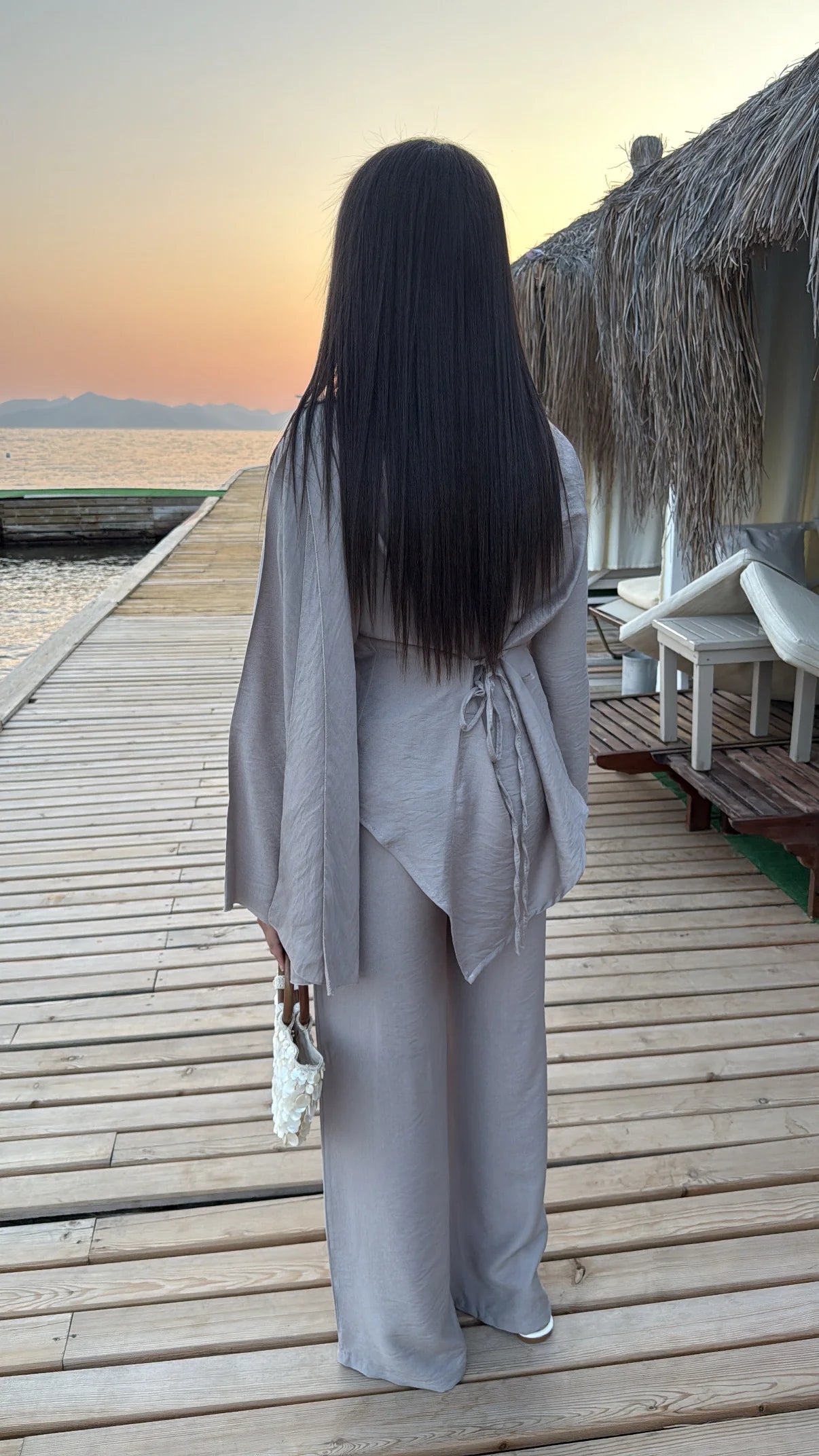 Elara Set in Grey