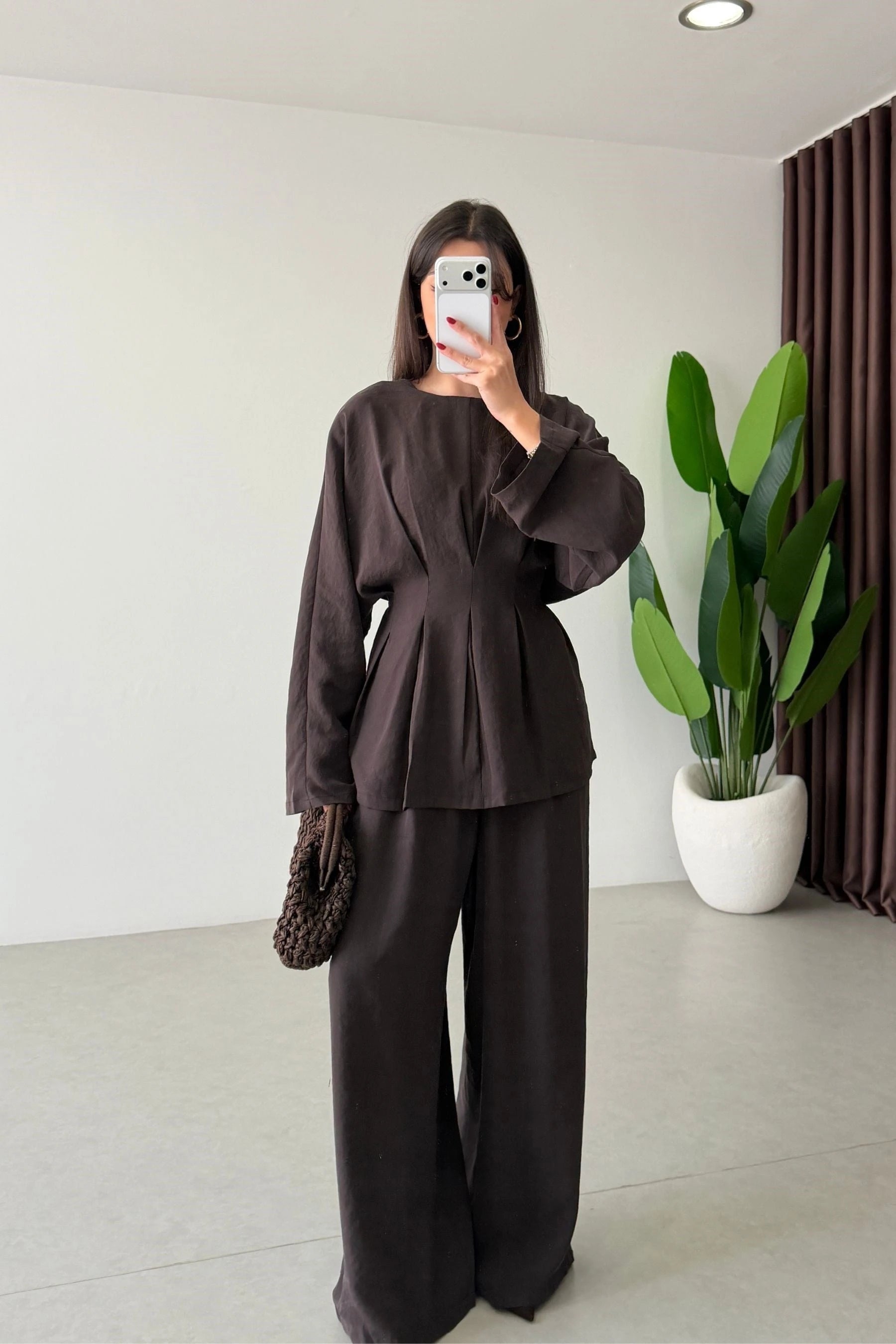 Maia Set in Chocolate - front