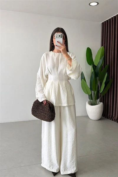 Maia Set lifestyle 232