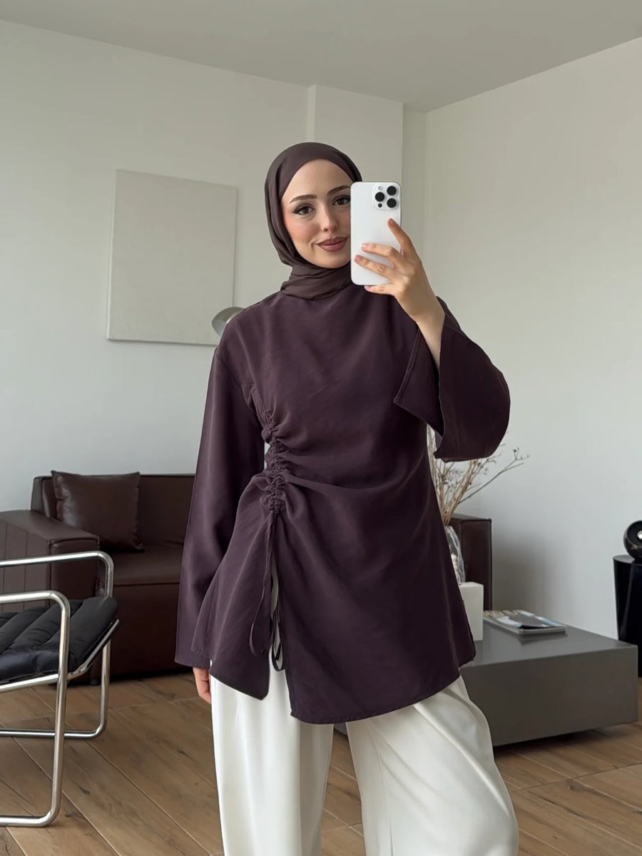 Ionia Blouse lifestyle 226