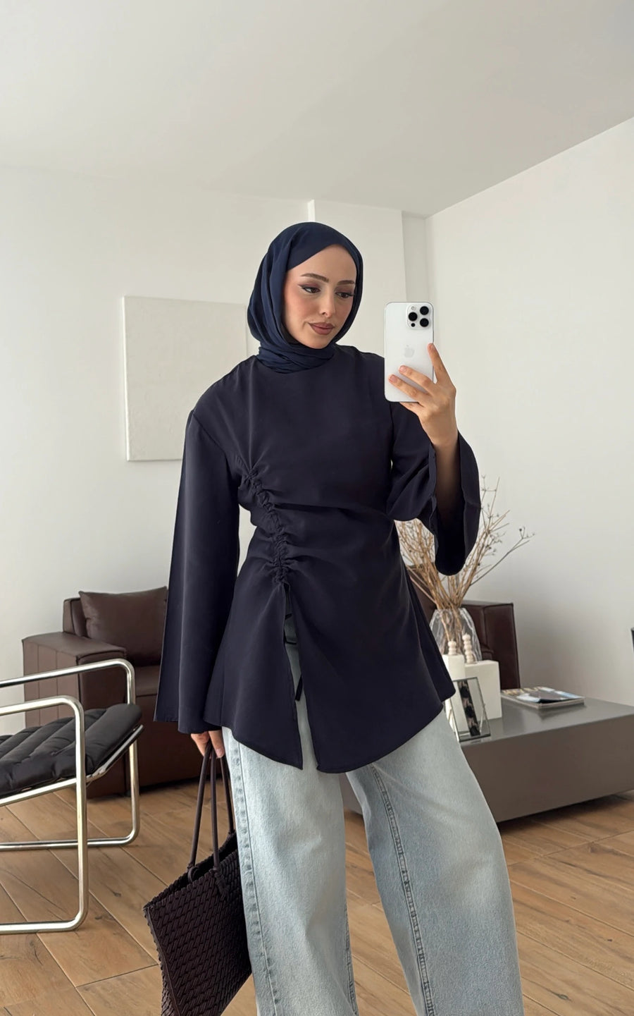 Ionia Blouse lifestyle 223